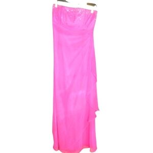 Women's Cache Formal Maxi Ball Gown/Prom Dress Sparkle Rouched Coral Size 2